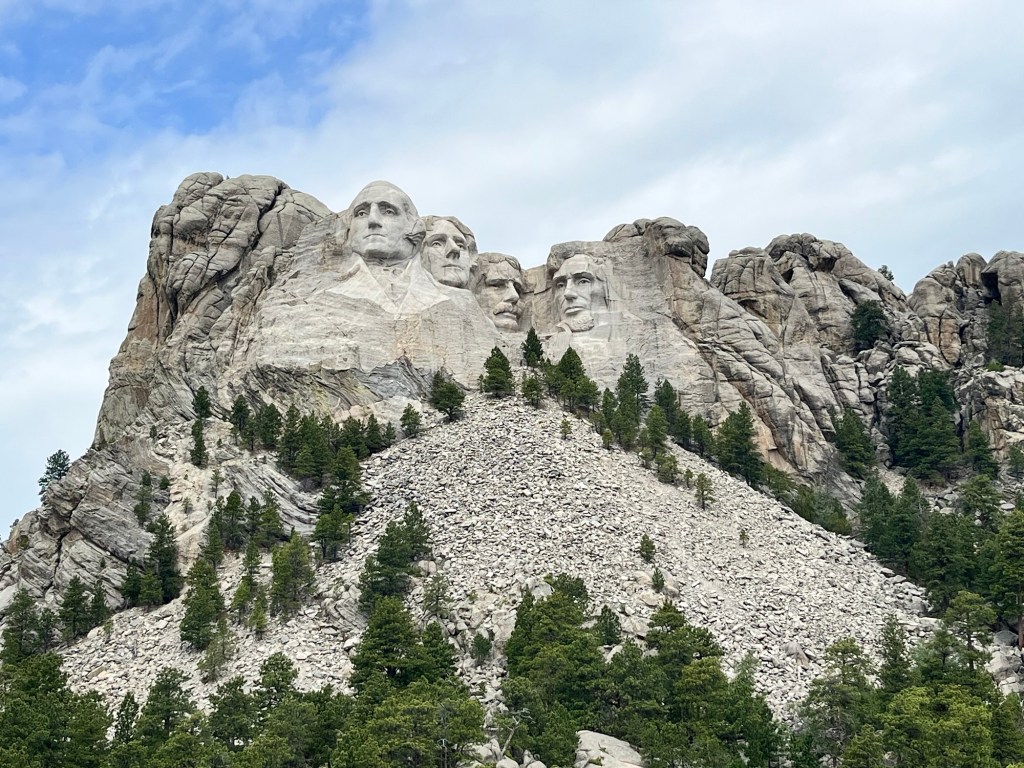 The Ultimate 5 (or 6) Day Family-Friendly Itinerary in Rapid City, South Dakota